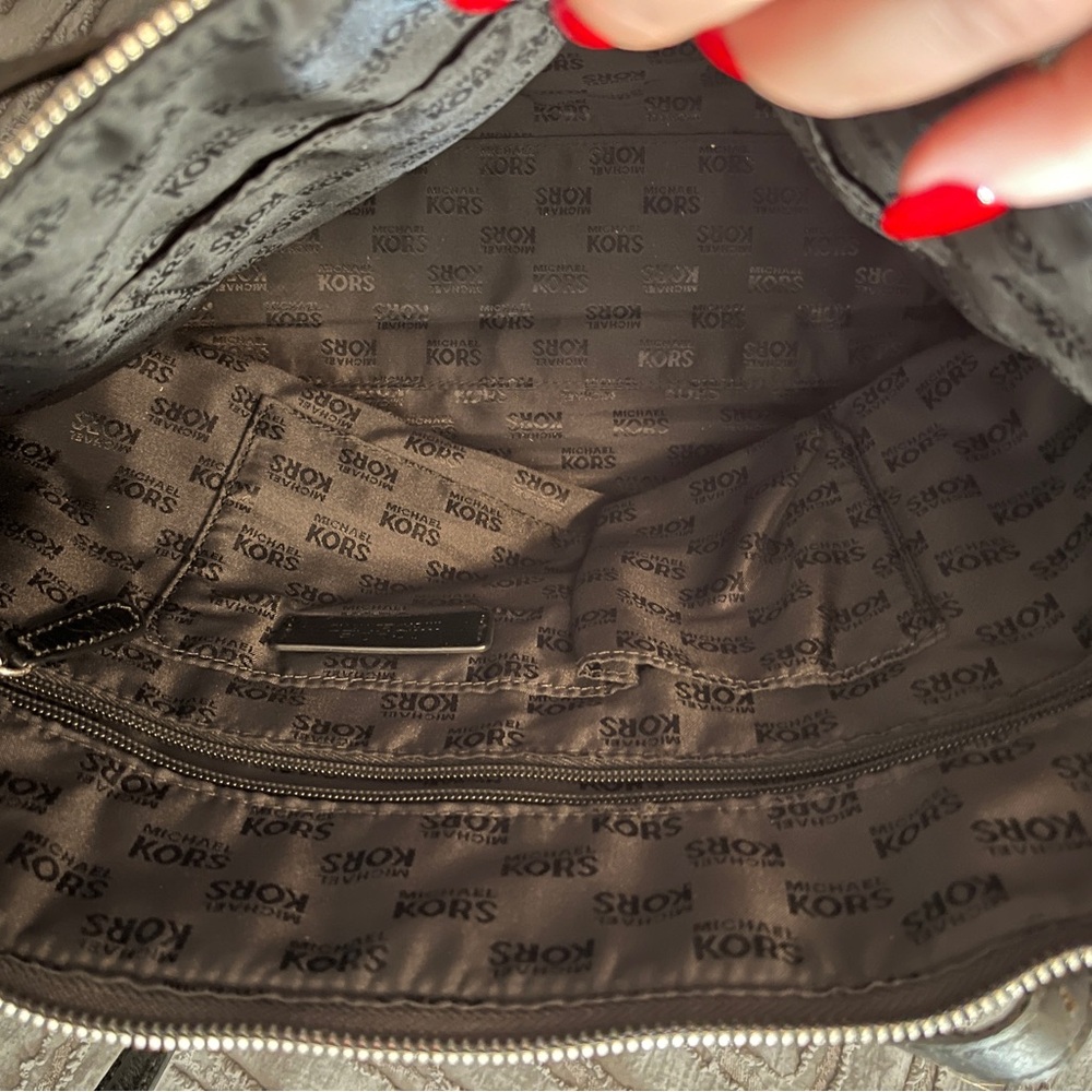 Michael Kors Black Leather Shoulder Bag - Picture 3 of 4